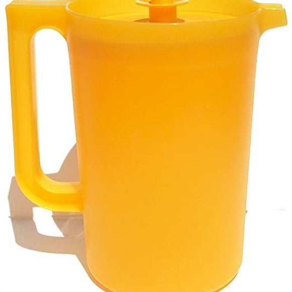 NWT Tupperware 1 Gallon Pitcher - Picture 3 of 11